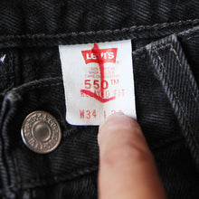 Load image into Gallery viewer, N.O.S 1990's "LEVI'S" 550 BLACK DENIM PANTS (W34) MADE IN USA