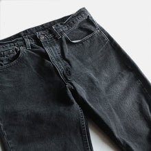 Load image into Gallery viewer, 1980's "LEVI'S" 505 BLACK DENIM PANTS (W32) MADE IN USA