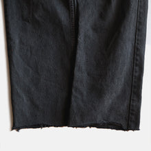 Load image into Gallery viewer, 1990's "LEVI'S" 505 CUTOFF BLACK DENIM (W34)