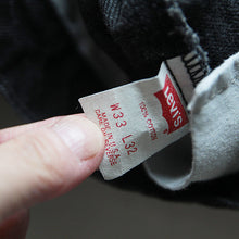 Load image into Gallery viewer, 1990's "LEVIS" 512 SLIM TAPARED BLACK DENIM (W33 L32) MADE IN USA