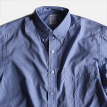 Load image into Gallery viewer, MADE IN USA "BROOKS BROTHERS" COTTON B.D.SHIRT (MEDIUM) MINT CONDITION