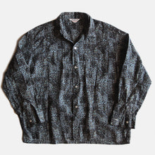 Load image into Gallery viewer, MADE IN USA 1960's "CALIFORNIA" BATIK COTTON BOX SHIRT (LARGE)
