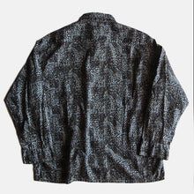 Load image into Gallery viewer, MADE IN USA 1960's "CALIFORNIA" BATIK COTTON BOX SHIRT (LARGE)