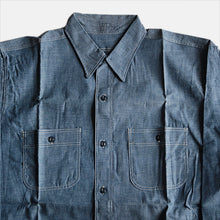 Load image into Gallery viewer, N.O.S 1940's BLUE CHAMBRAY WORK SHIRT (SIZE 16)