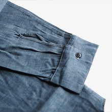 Load image into Gallery viewer, N.O.S 1940's BLUE CHAMBRAY WORK SHIRT (SIZE 16)