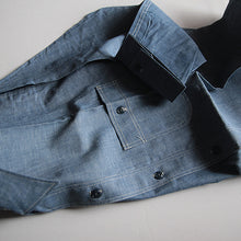 Load image into Gallery viewer, N.O.S 1940's BLUE CHAMBRAY WORK SHIRT (SIZE 16)
