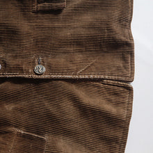 Load image into Gallery viewer, MADE IN FRANCE 1930's CORDUROY HUNTING JACKET (LARGE)