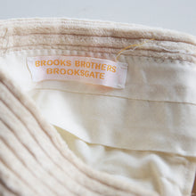 Load image into Gallery viewer, 1960's "BROOKS BROTHERS" CORDUROY SLACKS (W35)
