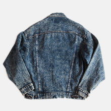 Load image into Gallery viewer, 1980's "LEVI'S" 70507 SILVER TUB DENIM JACKET (UNISEX MEDIUM)
