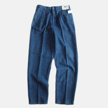 Load image into Gallery viewer, N.O.S "DOCKERS" INDIGO HEAVY TWILL SLACKS (W33 L34)