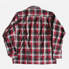 Load image into Gallery viewer, N.O.S "PILGRIM" COTTON BOX SHIRT (14 HALF)