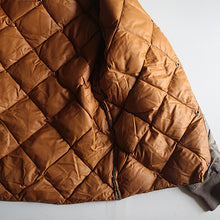 Load image into Gallery viewer, 1970's "EDDIE BAUER" SKY RINER QUILTING DOWN (LARGE)
