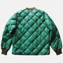 Load image into Gallery viewer, 1960's "EDDIE BAUER" QUILTING DOWN JACKET (MEDIUM)