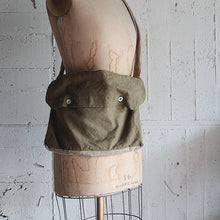 Load image into Gallery viewer, VINTAGE FRENCH MILITARY LINEN BREAD BAG