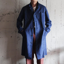 Load image into Gallery viewer, N.O.S 1940's FRENCH WORK COAT WITH V-STITCH (LARGE)