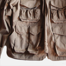 Load image into Gallery viewer, 1980's "ORVIS" 2 WAY FISHING JACKET (LARGE) MINT CONDITION