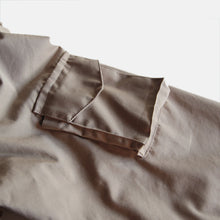 Load image into Gallery viewer, 1980's "ORVIS" 2 WAY FISHING JACKET (LARGE) MINT CONDITION