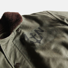 Load image into Gallery viewer, 1960's FRENCH NAVY DECK JACKET (LARGE)