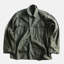 Load image into Gallery viewer, N.O.S 1950's "U.S.ARMY" COTTON SATEEN SHIRT OG-107 (SMALL)
