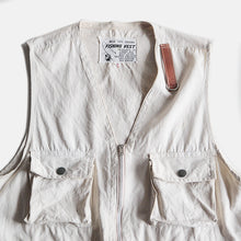 Load image into Gallery viewer, 1960's "WILD LIFE BLAND" FISHING VEST ECRU (MEDIUM)