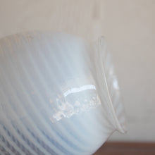Load image into Gallery viewer, ANTIQUE TEARDROP GLASS SHADE
