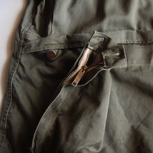 Load image into Gallery viewer, 1950's "ALLEN SPORTSWEAR MFG.CO." HUNTING JACKET (LARGE)