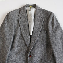 Load image into Gallery viewer, OLD HARRIS TWEED WOOL JACKET (MEDIUM) MINT CONDITION