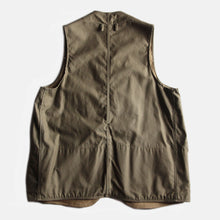 Load image into Gallery viewer, 1950's "AMERICAN FIELD" HALF MOON HUNTING VEST (LARGE) MINT CONDITION