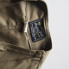 Load image into Gallery viewer, 1950's "AMERICAN FIELD" HALF MOON HUNTING VEST (LARGE) MINT CONDITION