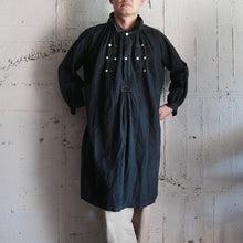 画像をギャラリービューアに読み込む, ANTIQUE FRENCH INDIGO LINEN BIAUDE (UNISEX) MINT CONDITION