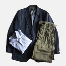 Load image into Gallery viewer, OLD “AMERICAN CRAFTSMEN” NAVY BLAZER (MEDIUM)
