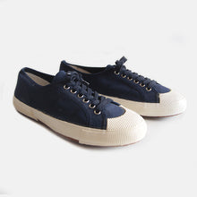 Load image into Gallery viewer, N.O.S ITALIAN NAVY TRANING SHOES (42)