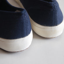 Load image into Gallery viewer, N.O.S ITALIAN NAVY TRANING SHOES (42)