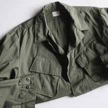 Load image into Gallery viewer, N.O.S 1960's "U.S.ARMY" JUNGLE FATIGUE JACKET (LARGE-LEG)