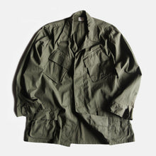 Load image into Gallery viewer, N.O.S 1960's "U.S.ARMY" JUNGLE FATIGUE JACKET (LARGE-LEG)