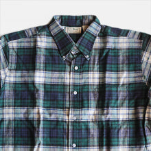 Load image into Gallery viewer, N.O.S 1980's "L.L.BEAN" BLK WACH B.D COTTON SHIRT (LARGE)