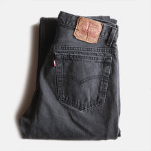 Load image into Gallery viewer, 1990's "LEVI'S" 501 BLACK DENIM PANTS MADE IN USA (W32 L32)