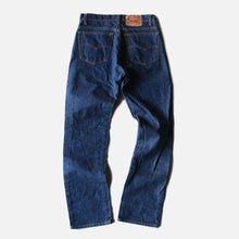 Load image into Gallery viewer, "LEVI'S" 505 DENIM PANTS (W32) MINT CONDITION MADE IN USA