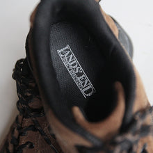 Load image into Gallery viewer, "LANDS' END" OUTDOOR SHOES (SIZE 8-8.5)