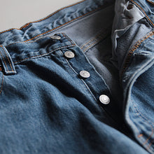 Load image into Gallery viewer, 1990's "LEVI'S" 501 BLUE DENIM MADE IN USA (W33 L34)