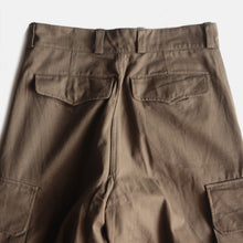 Load image into Gallery viewer, N.O.S FRENCH ARMY M-47 MILITARY TROUSER (W31 L27.5)