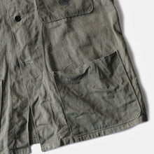 Load image into Gallery viewer, 1940's U.S.M.C H.B.T JACKET (42 LARGE) MINT CONDITION