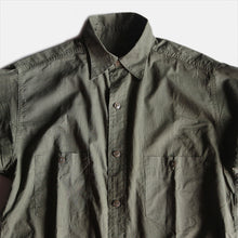 Load image into Gallery viewer, N.O.S 1940's "U.S.N" POPLIN WORK SHIRT (MEDIUM)