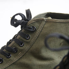 Load image into Gallery viewer, 1940's~ "U.S.ARMY" MILITARY TRAINING SHOES (SIZE9)