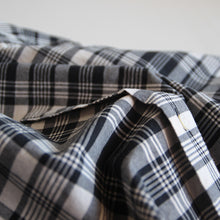 Load image into Gallery viewer, "RALPH LAUREN" COTTON CHECK BOX SHIRT (LARGE)