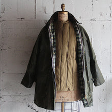 Load image into Gallery viewer, N.O.S 1970's USSR ARMY QUILTING TELOGREIKA JACKET (MEDIUM)