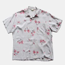 Load image into Gallery viewer, 1950's "ROYAL PALM" RAYON ALOHA SHIRT (MEDIUM)