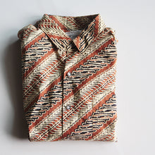 Load image into Gallery viewer, N.O.S 1960's "WINNER" COTTON BOX S/S SHIRT (LARGE)