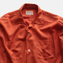 Load image into Gallery viewer, 1960's "Richman Brothers" Box Shirt (Medium)