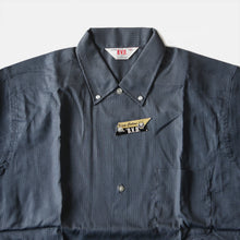 Load image into Gallery viewer, N.O.S 1960's "B.V.D" B.D. BOX COTTON SHIRT (MEDIUM)